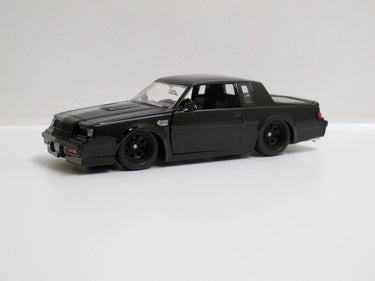 Jada toys 1 24 dom's buick grand national fast furious