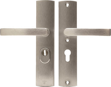 Axa veiligheidsbeslag (curve plus) aluminium geslepen: kruk-kruk (model blok) pc55 met kerntrekbeveiliging skg***