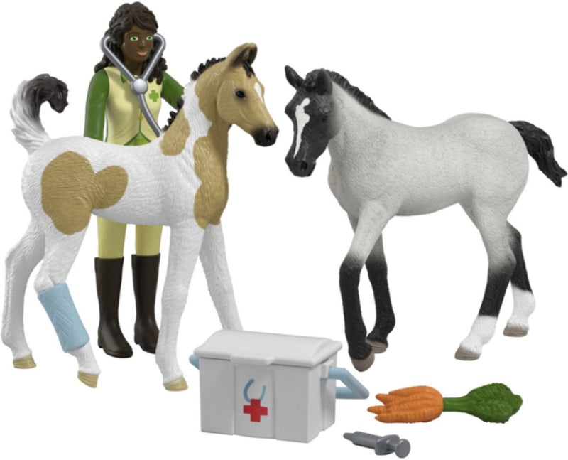 Afbeelding laden in galerijviewer, Schleich horse club sarah's eerste hulp kit 42777
