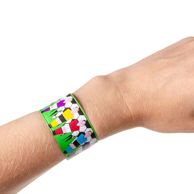 Load image into Gallery viewer, Duckiez klaparmband voetbal
