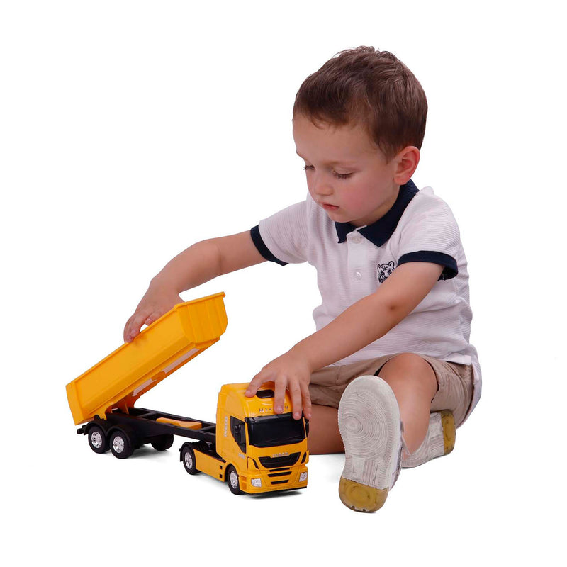 Load image into Gallery viewer, Cavallino iveco kieptruck schaal 1:30
