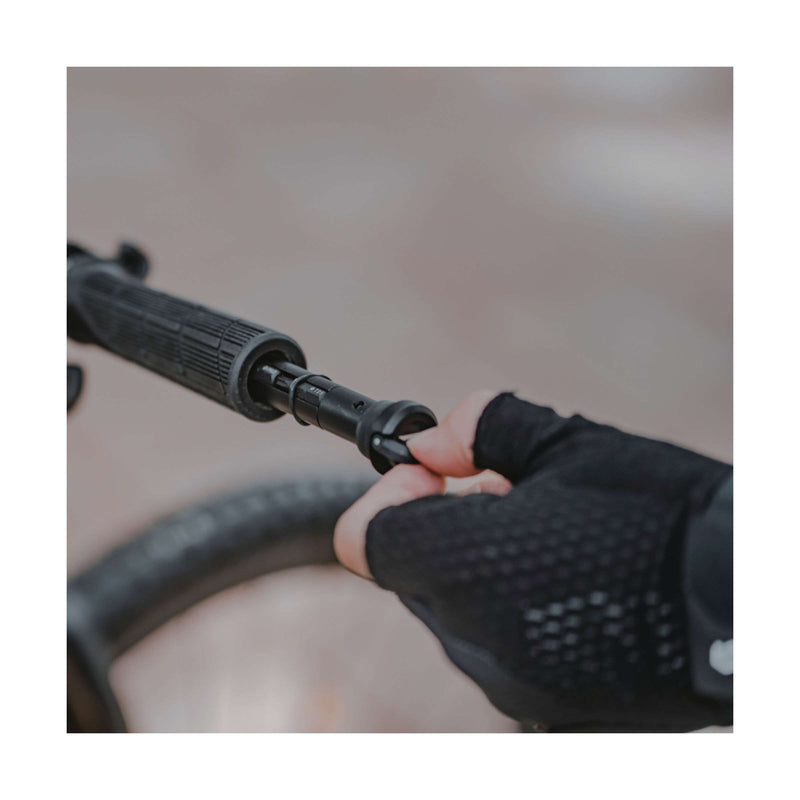 Load image into Gallery viewer, Topeak plug'n tool mountain
