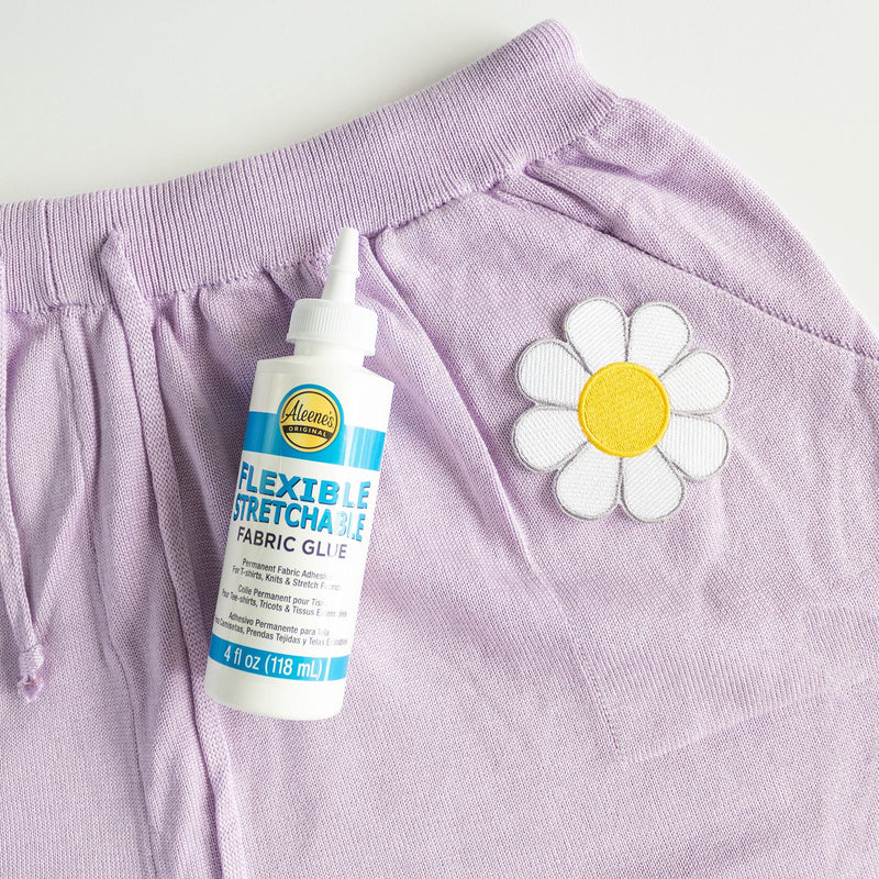 Load image into Gallery viewer, Aleene's • flexible stretchable permanent fabric glue 118ml
