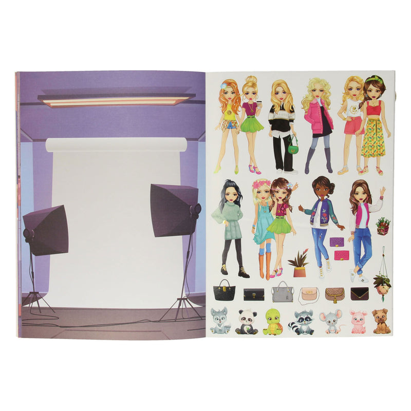 Load image into Gallery viewer, Creative craft group besties dress me up stickerboek
