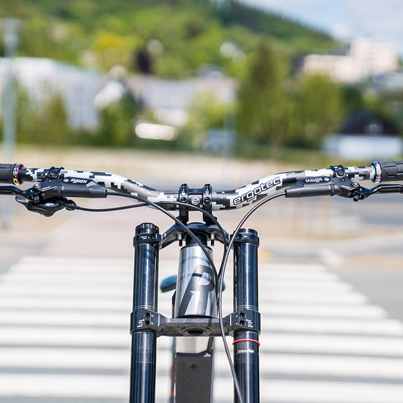 Load image into Gallery viewer, Ergotec riser bar 50 31.8 x 800mm handlebar pixel-edition
