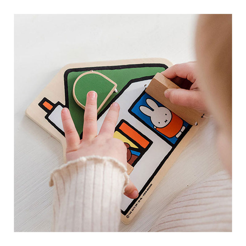 Load image into Gallery viewer, Bambolino Toys Huisje Hout

