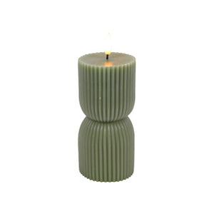 No brand led kaars ribbel zacht groen d7x15cm 2xaa excl.