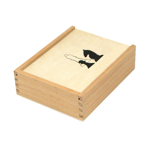 Load image into Gallery viewer, Basic schaakstukken in kistje 77mm
