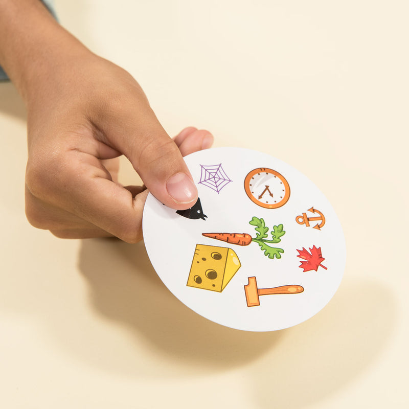 Load image into Gallery viewer, Zygomatic board game studio dobble classic kaartspel
