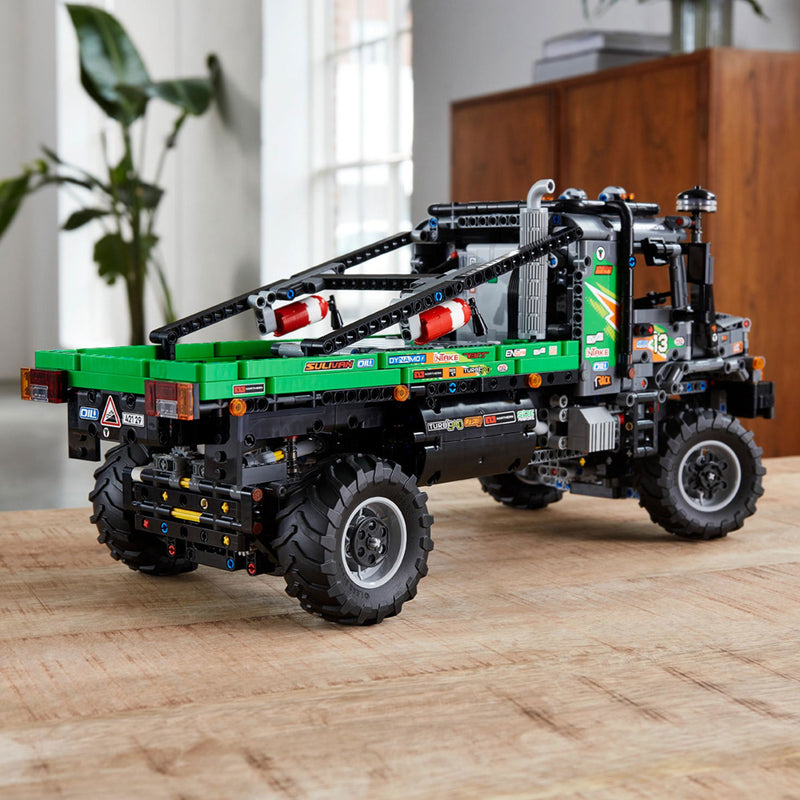 Load image into Gallery viewer, Lego LEGO Technic 42129 4x4 Mercedes-Benz Zetros Trial Truck
