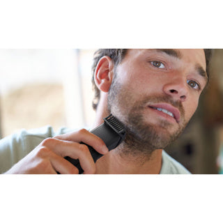 Load image into Gallery viewer, Philips bt3234 15 beard trimmer fancy box
