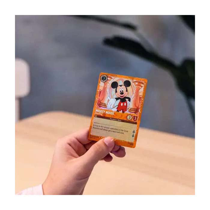 Afbeelding laden in galerijviewer, Ravensburger legpuzzel disney lorcana glimmers of the realm: ruby - 1000st.
