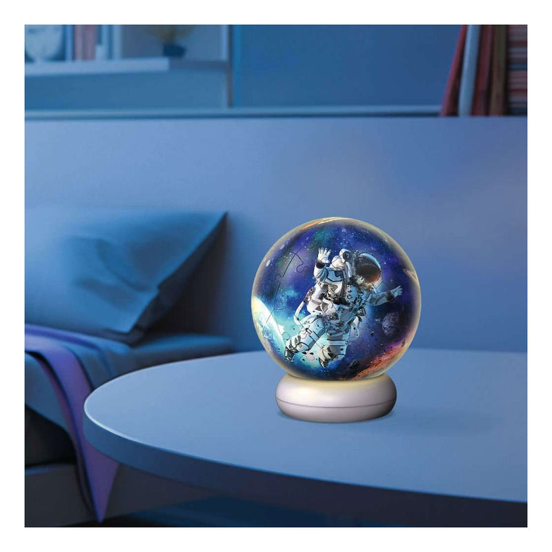 ギャラリービューアに画像をロードする, Ravensburger – astronauten – 3d puzzle-ball nachtlicht – 73 stukjes
