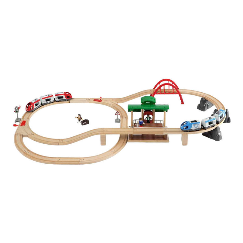 Afbeelding laden in galerijviewer, Brio treinset met perron en twee treinen - 42dlg.
