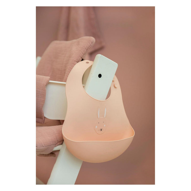 Load image into Gallery viewer, Trixie silicone slabbetje - mrs. rabbit, 2st.

