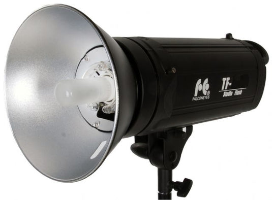 Falcon eyes studioflitsset tfk-2300a