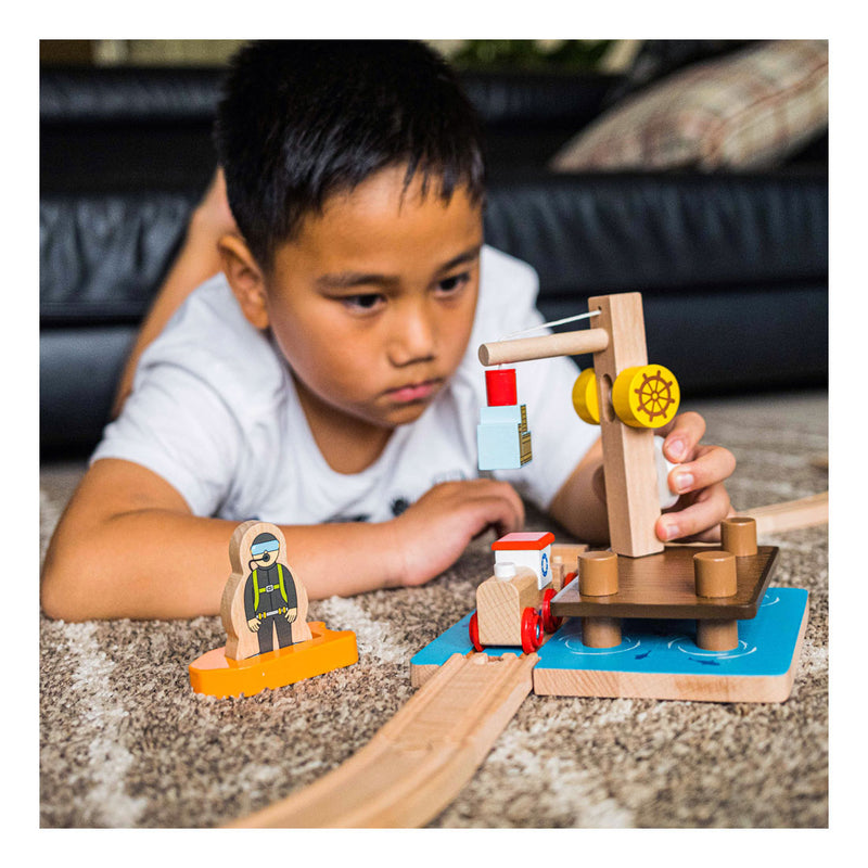 Load image into Gallery viewer, Bigjigs houten rails kraandok met duiker, 3dlg.
