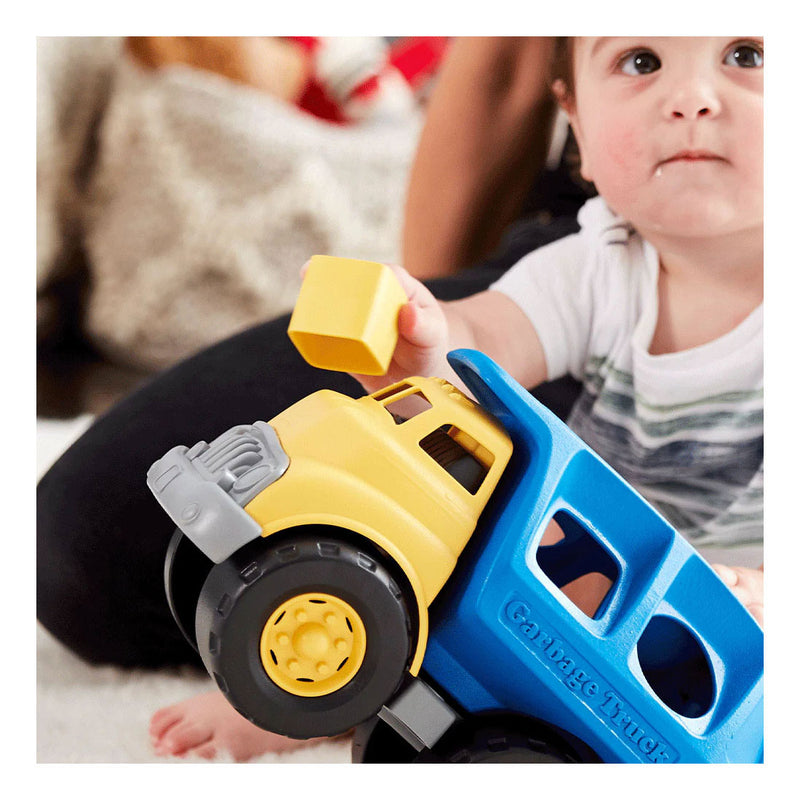 Load image into Gallery viewer, Green toys vrachtwagen shape truck - vorm sorteren

