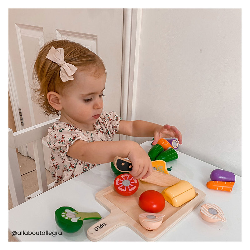 Load image into Gallery viewer, Tidlo Houten Snijgroenten Speelset, 20dlg.
