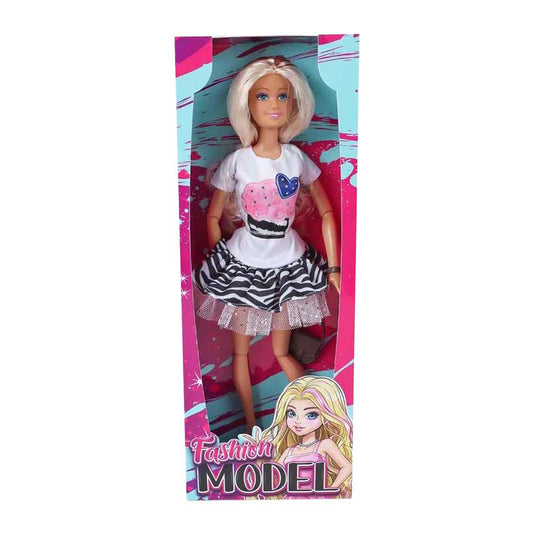 Fashion model pop zomerkleding