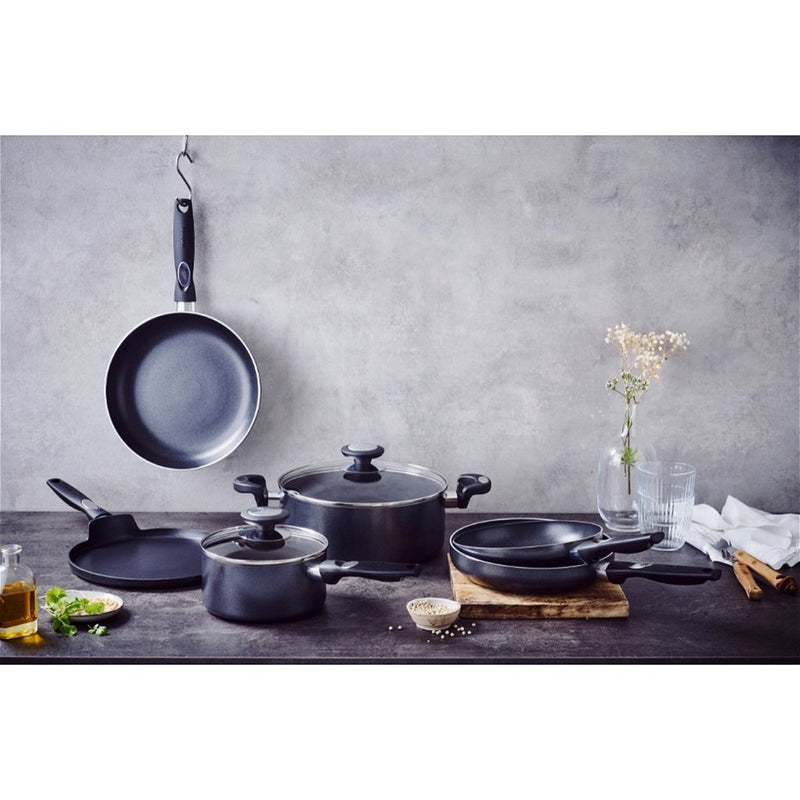 Chargez l'image dans la visionneuse de la galerie, Beka pro induc pannenkoekenpan met keramische antikleeflaag - pfas vrij - ø 24cm
