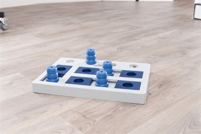Load image into Gallery viewer, Trixie Dog activity chess hondenspel
