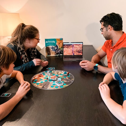 Identity games bbc earth animals interactief familiebordspel