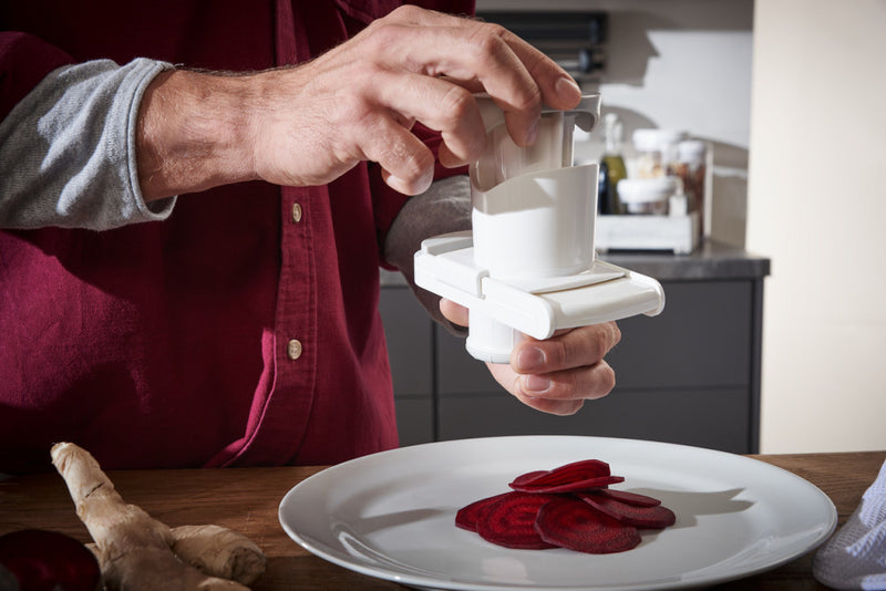 Load image into Gallery viewer, Leifheit Leifheit 3106 Groentesnijder Comfort Slicer Pearl Grey
