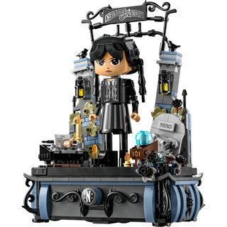 Load image into Gallery viewer, Lego 76780 wednesday addams figuur
