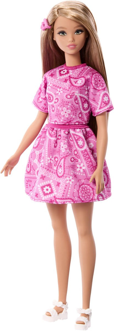Barbie fashionistas style - pop met roze paisley rok en blond haar