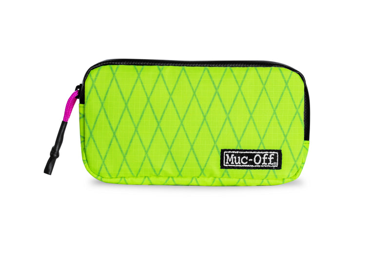 Afbeelding laden in galerijviewer, Muc-off essentials case rainproof hi vis

