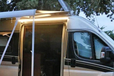 Viganella 135 buitenverlichting en regengoot bus camper ducato boxer jumper master movano nv400 - ece r10