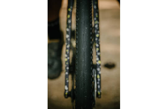 Afbeelding laden in galerijviewer, Goodyear - connector speed race tlr 700x50c transparant
