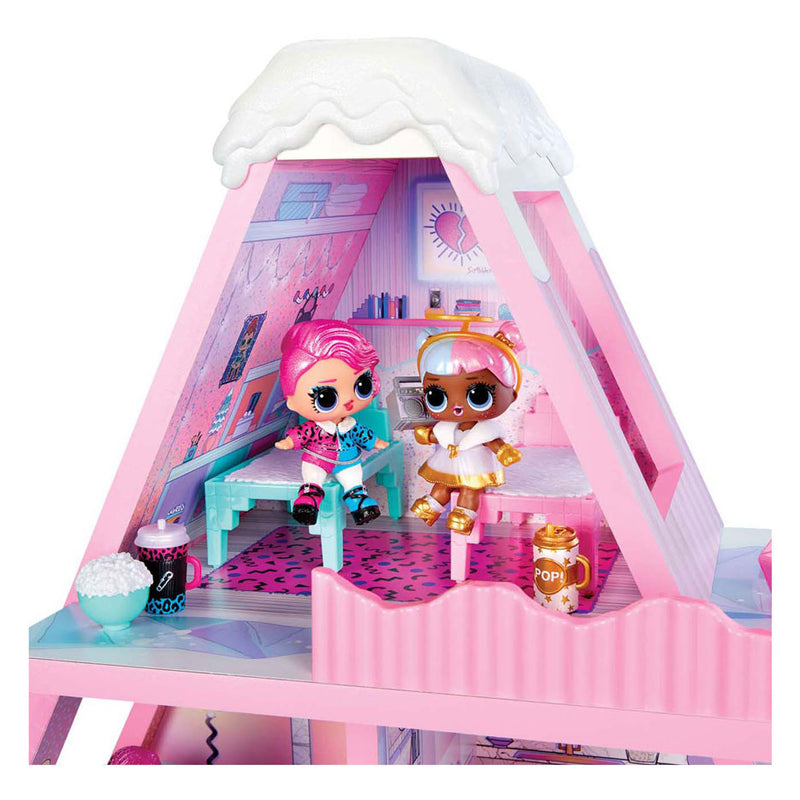 Load image into Gallery viewer, L.o.l. surprise winter snow chalet poppenhuis
