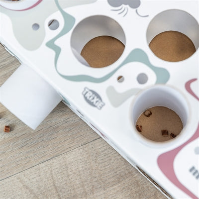 Afbeelding laden in galerijviewer, Trixie cat activity paws'n'treats box karton
