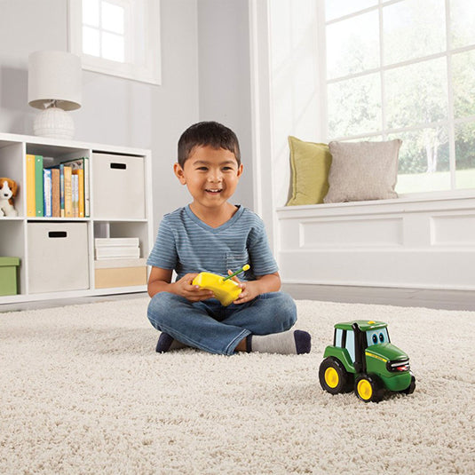 Tomy rc johnytractor