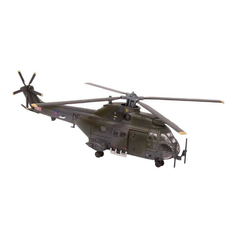 Load image into Gallery viewer, Revell modelbouwpakket westland puma hc.1 1:144 - 70dlg.
