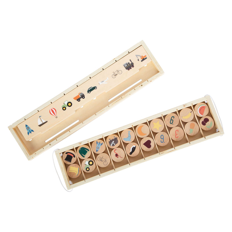 Load image into Gallery viewer, Small foot - houten sorteerdoos wereldverkenner
