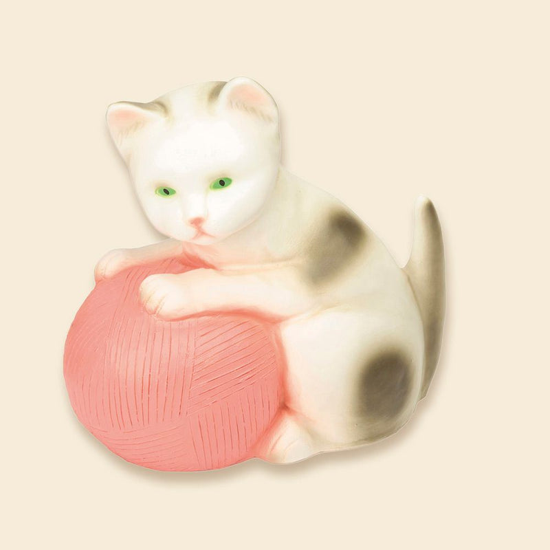 Afbeelding laden in galerijviewer, Egmont lamp kat met bol wol. roze.
