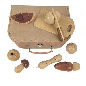 Houten groentenset in koffer. 3+