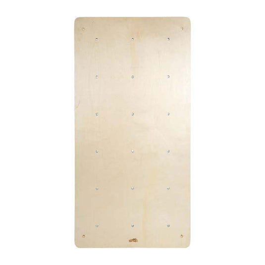 Small foot - houten klimmuur met klimstenen