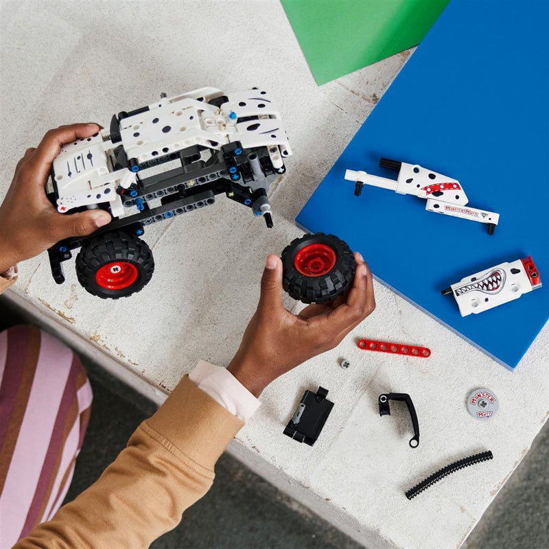 Load image into Gallery viewer, Lego Technic 42150 Monster Jam Monster Mutt Dalmatian
