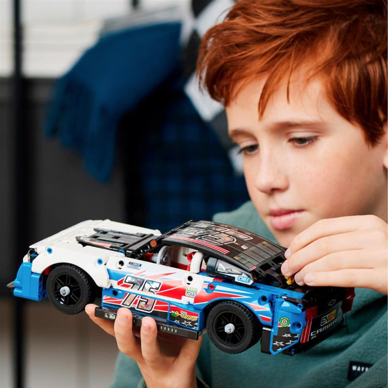 Load image into Gallery viewer, Lego technic 42153 nascar next gen chevrolet camaro zl1
