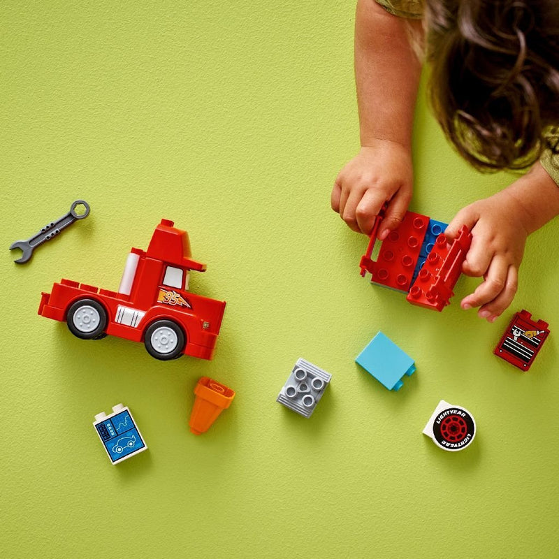 Load image into Gallery viewer, Lego duplo 10417 disney cars mack at the race
