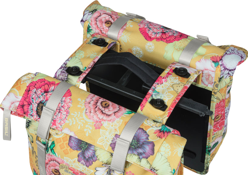 Load image into Gallery viewer, Basil Bloom Field dubbele fietstas, waterdicht, honey yellow, 35L
