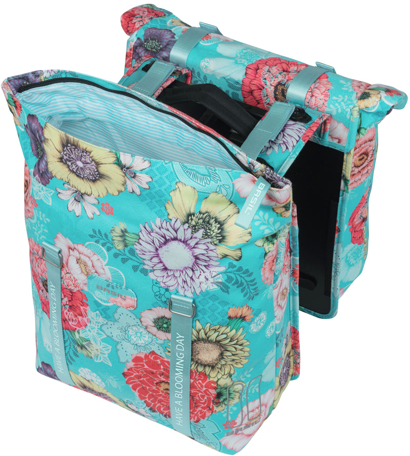 Load image into Gallery viewer, Basil Bloom Field dubbele fietstas, waterdicht, sky blue, 35L
