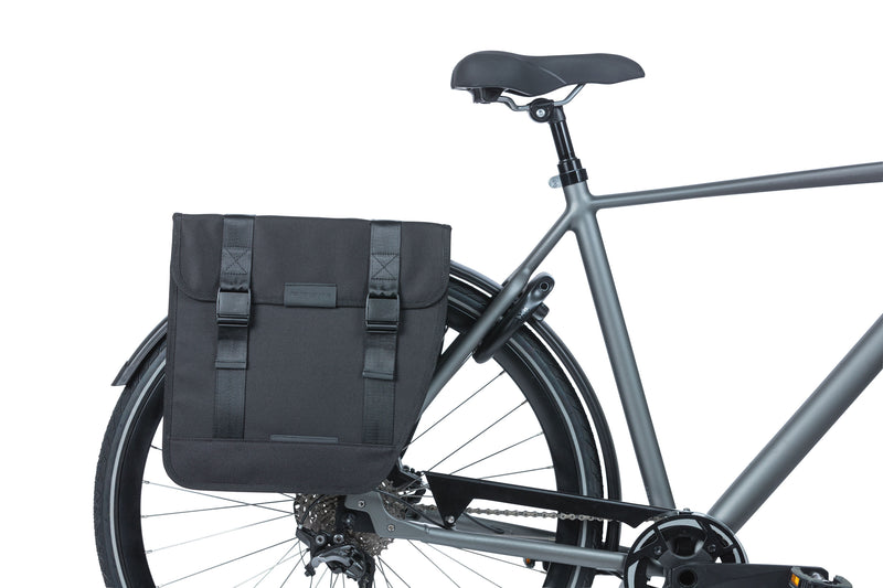 Load image into Gallery viewer, Basil Tour dubbele fietstas zwart 35L
