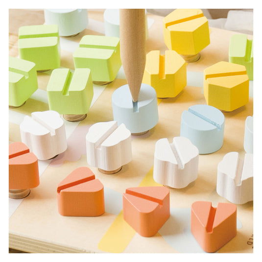 Classic world houten schroefbord coordinatie spel, 27dlg.