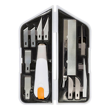 Fiskars http: www.cchobby.nl -mes-beitel-en-zaagset-l-15-cm-b-3-cm-1-set