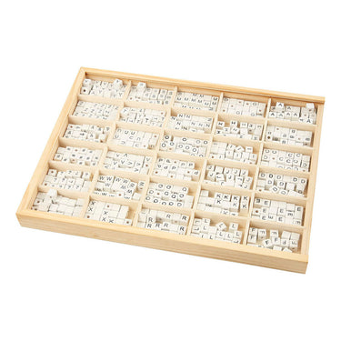 Creativ company http: www.cchobby.nl letterkralen-a-z-en-blanco-afm-8x8-mm-gatgrootte-3-mm-wit-750-div-1-doos
